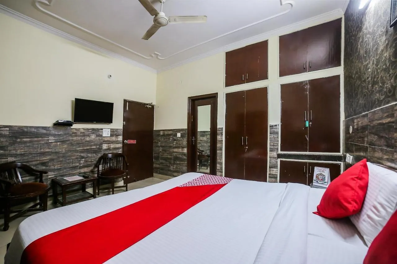 Oyo Downtown Inn Near Leisure Valley Park Gurgaon India