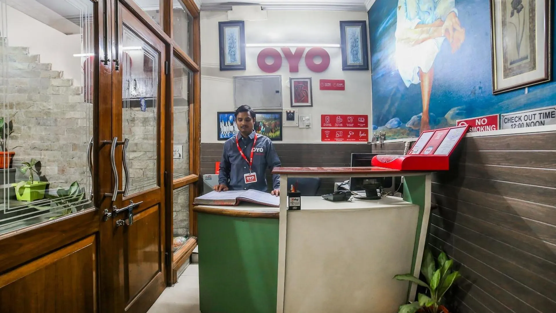 Hotel Oyo Downtown Inn Near Leisure Valley Park Gurgaon