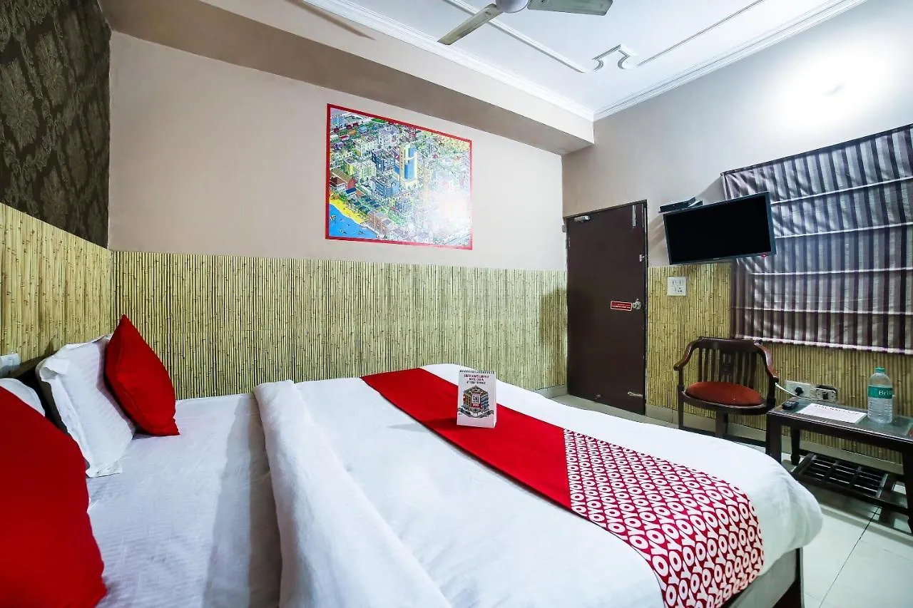 Oyo Downtown Inn Near Leisure Valley Park Gurgáon Hotel